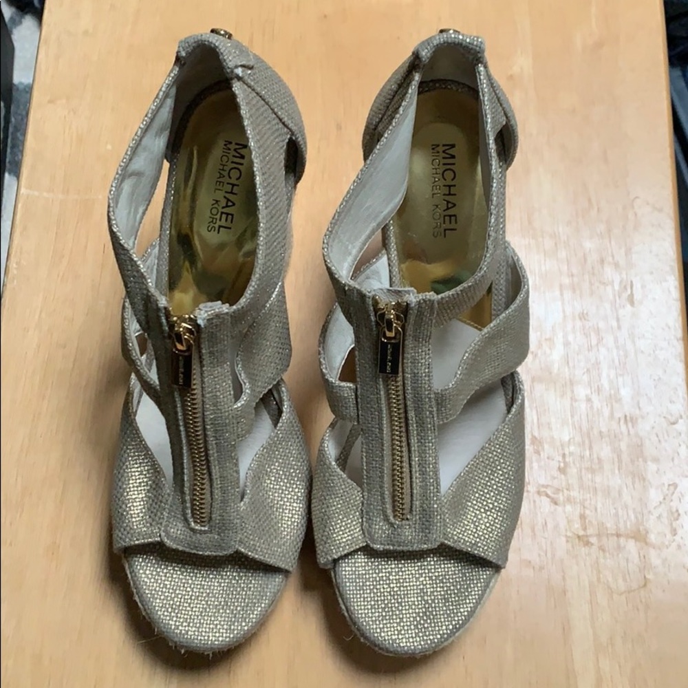 Michael kors size 10 wedge shoes